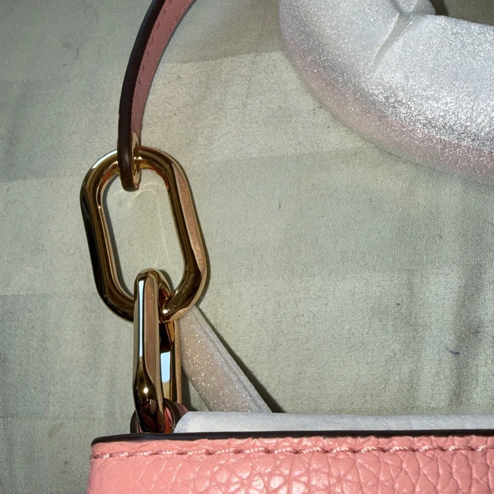 NWT - Michael Kors Blush Pink Pebbled Satchel Crossbody. - Picture 9 of 9